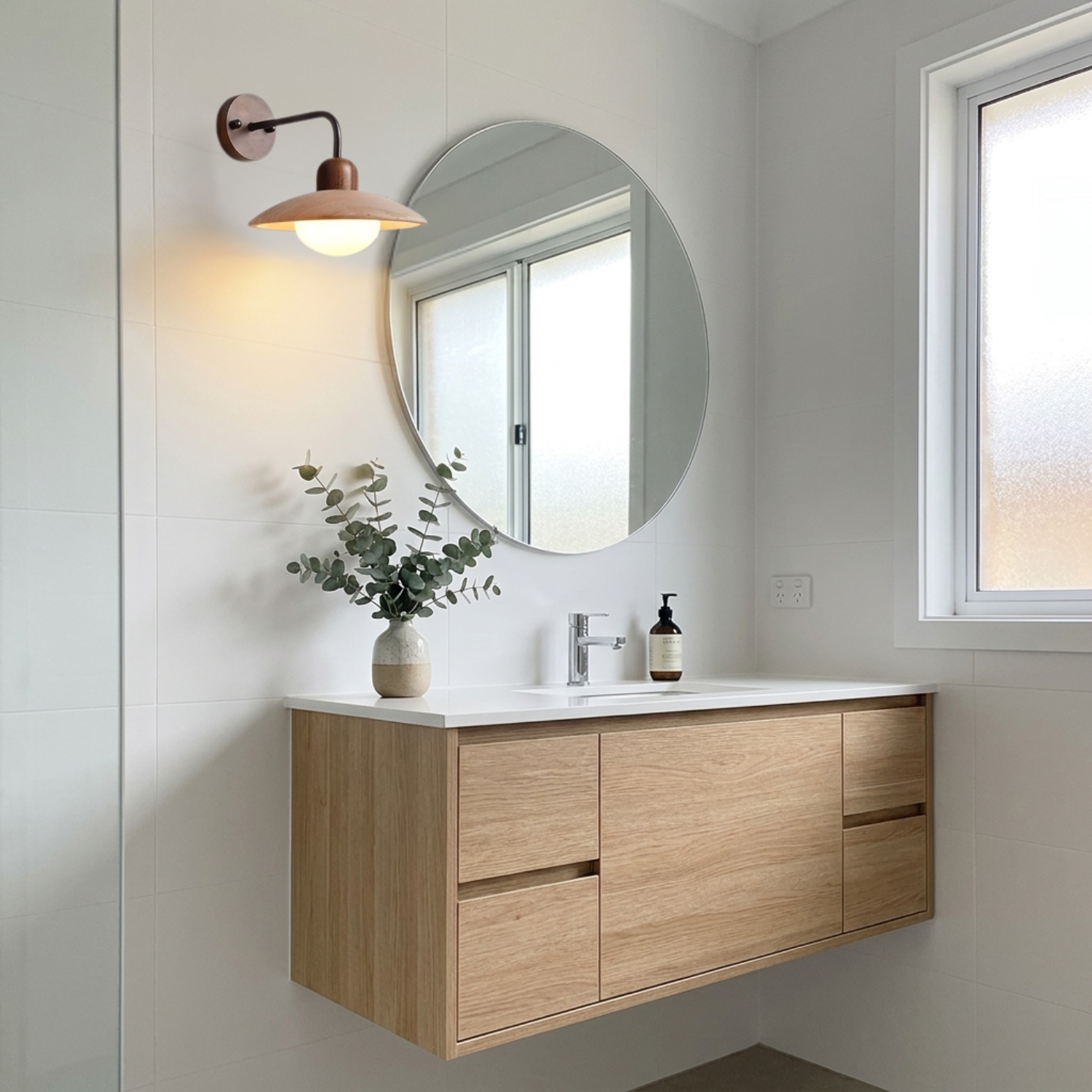 Eivor Wall Light