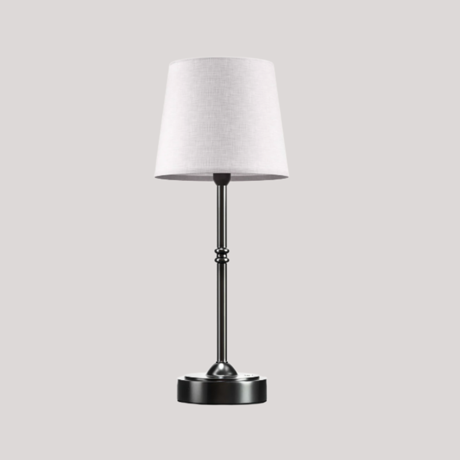 Magnus Table Lamp